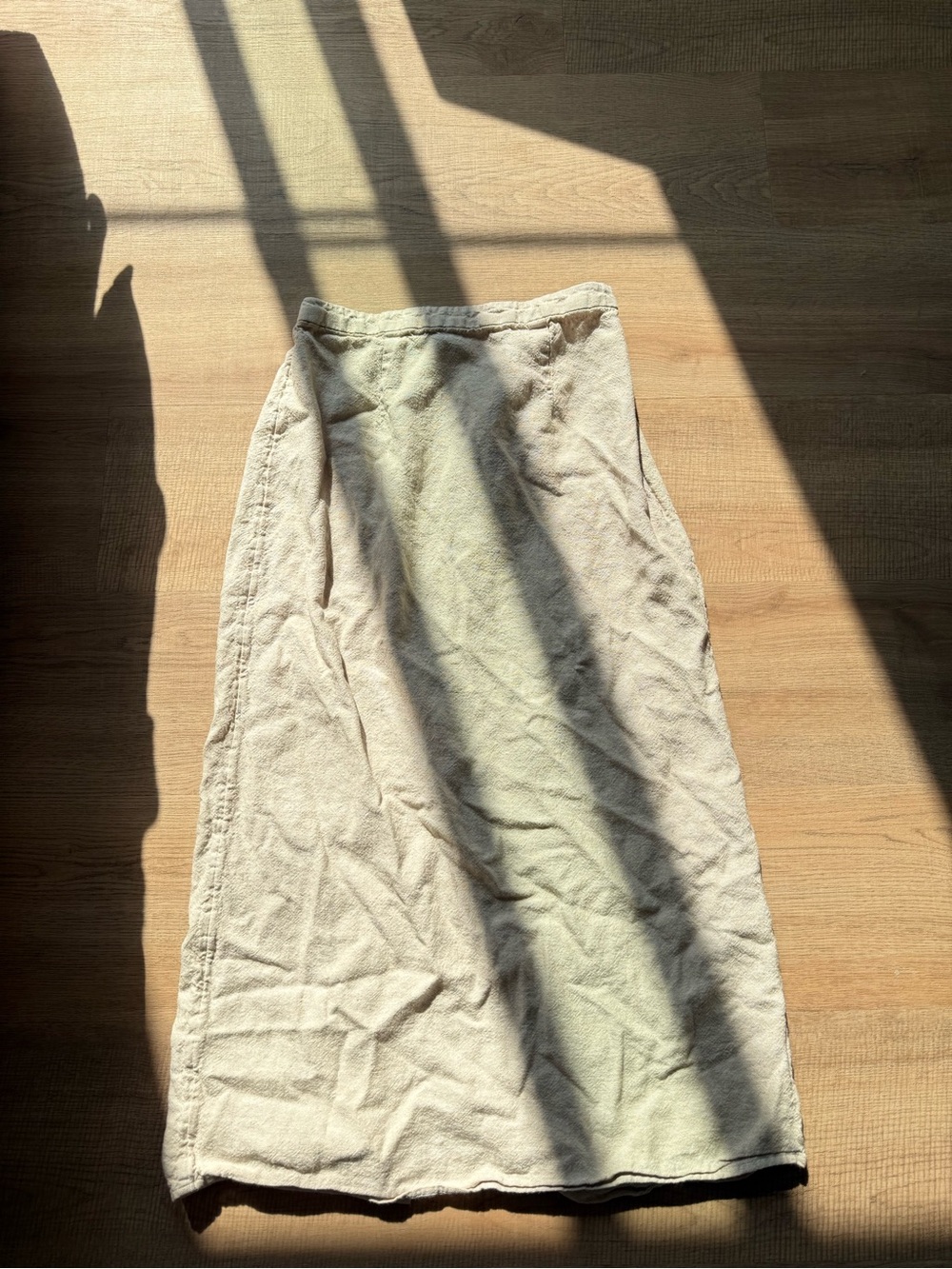 old navy cream 100% linen skirt